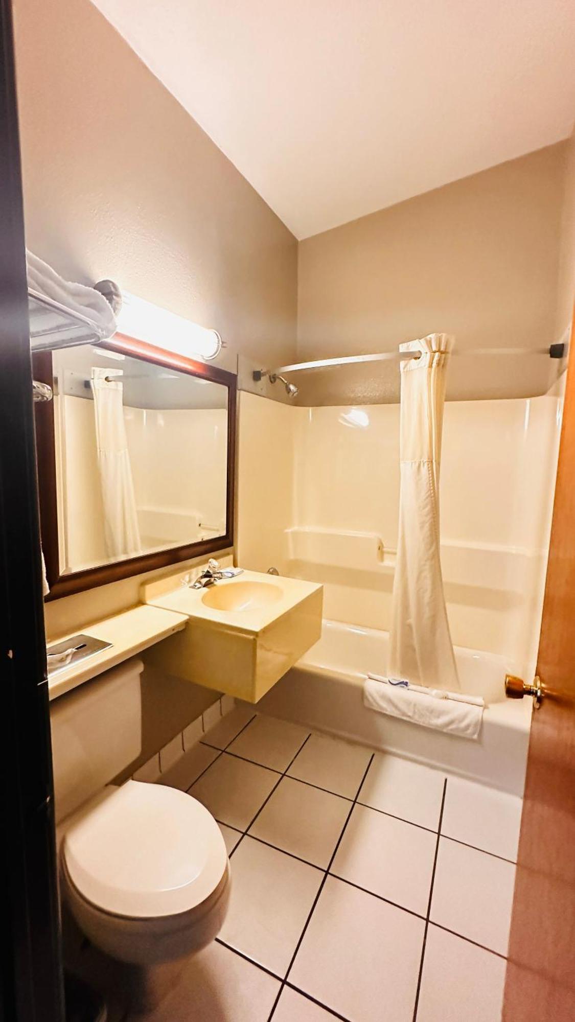 Quality Inn St Paul-Minneapolis-Midway Saint Paul Luaran gambar